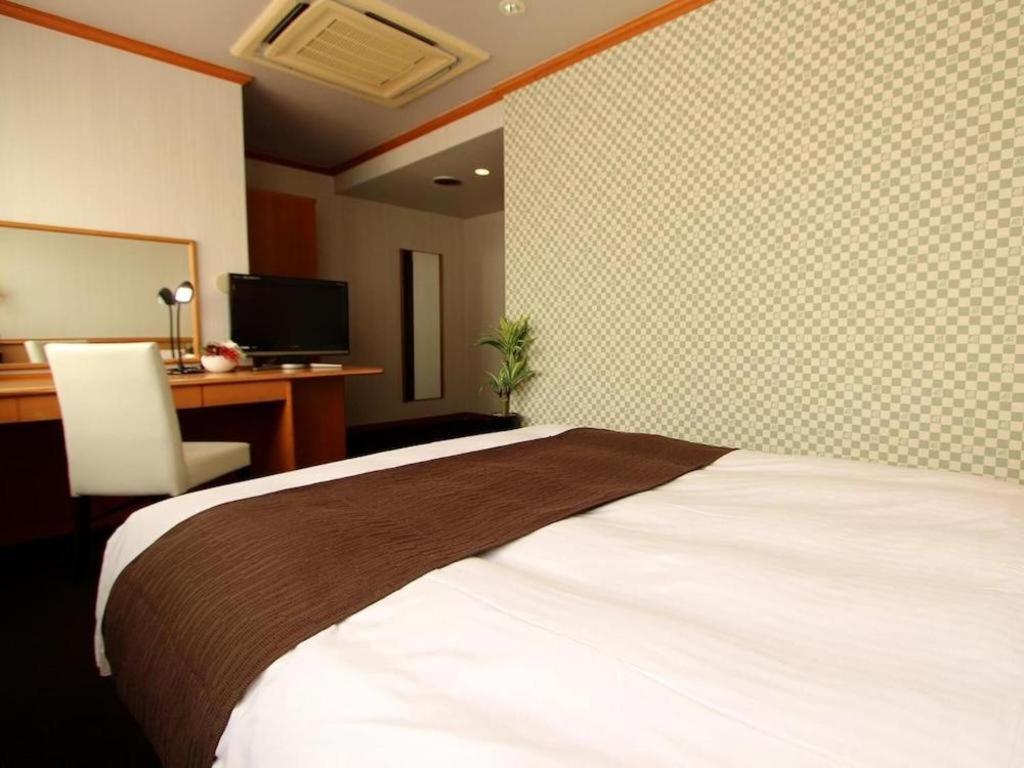 Hotel Livemax Budget Naha Tomarikou Zewnętrze zdjęcie