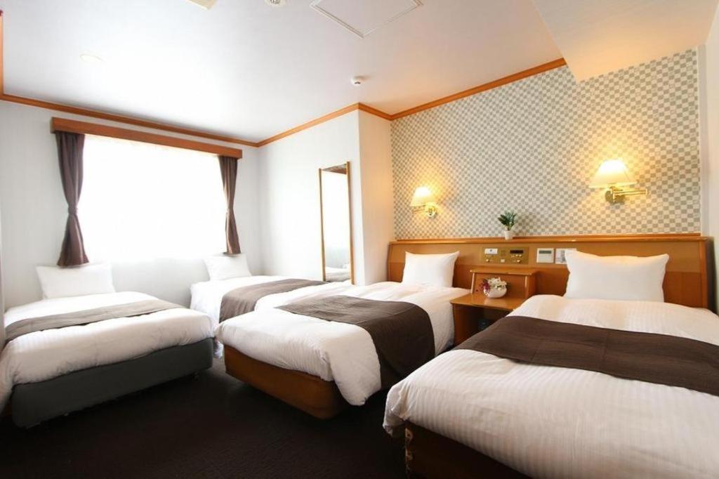 Hotel Livemax Budget Naha Tomarikou Zewnętrze zdjęcie