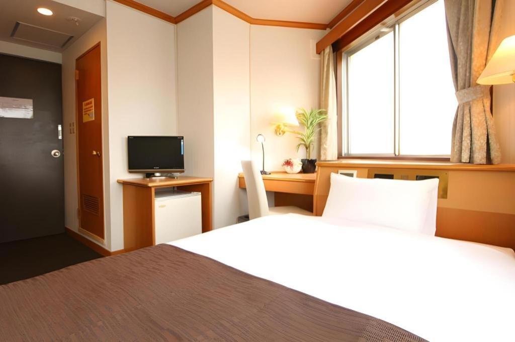 Hotel Livemax Budget Naha Tomarikou Zewnętrze zdjęcie
