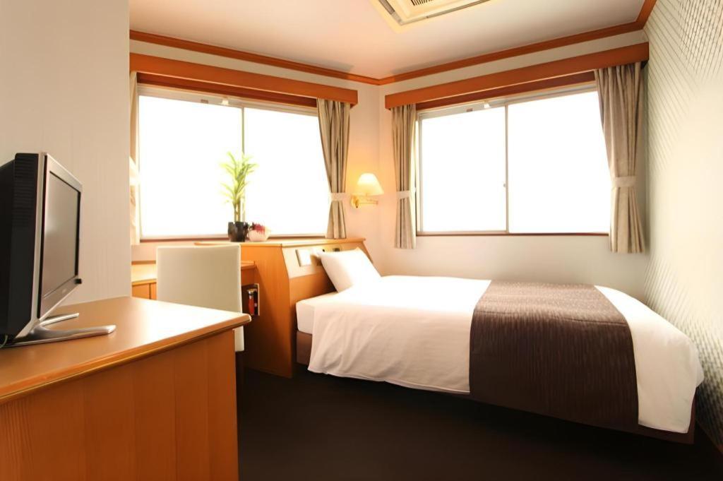 Hotel Livemax Budget Naha Tomarikou Zewnętrze zdjęcie