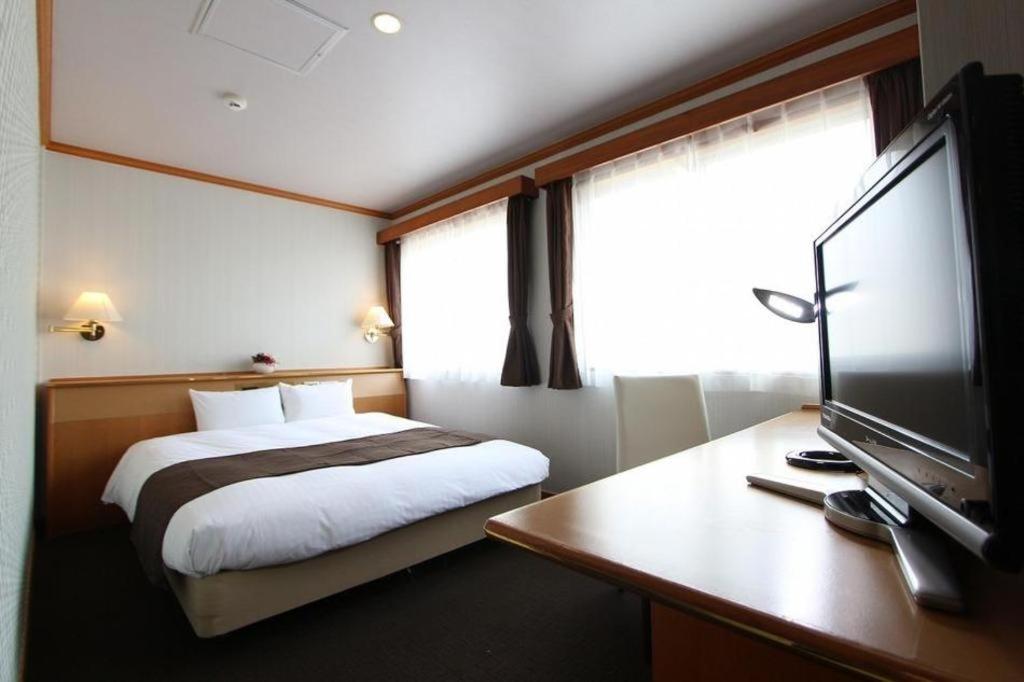 Hotel Livemax Budget Naha Tomarikou Zewnętrze zdjęcie