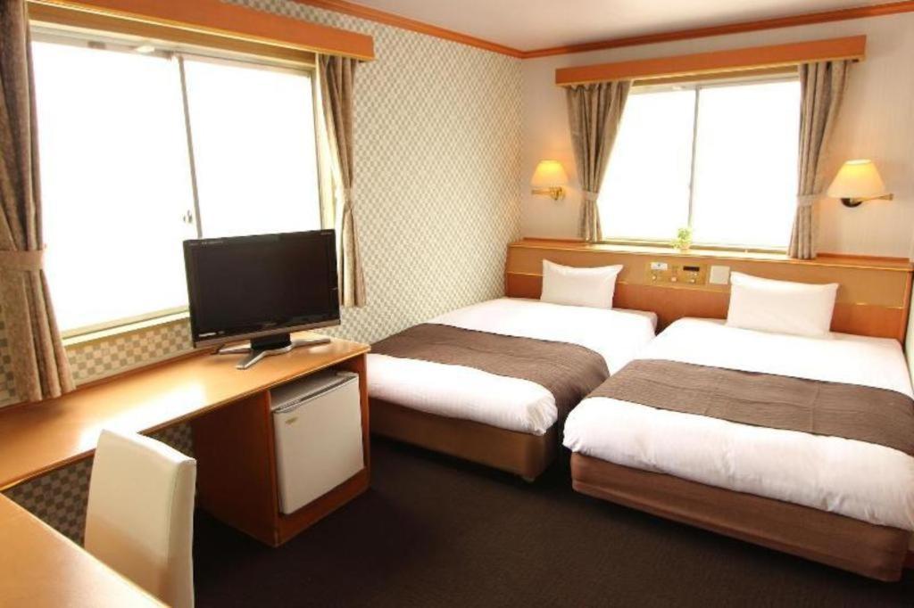 Hotel Livemax Budget Naha Tomarikou Zewnętrze zdjęcie