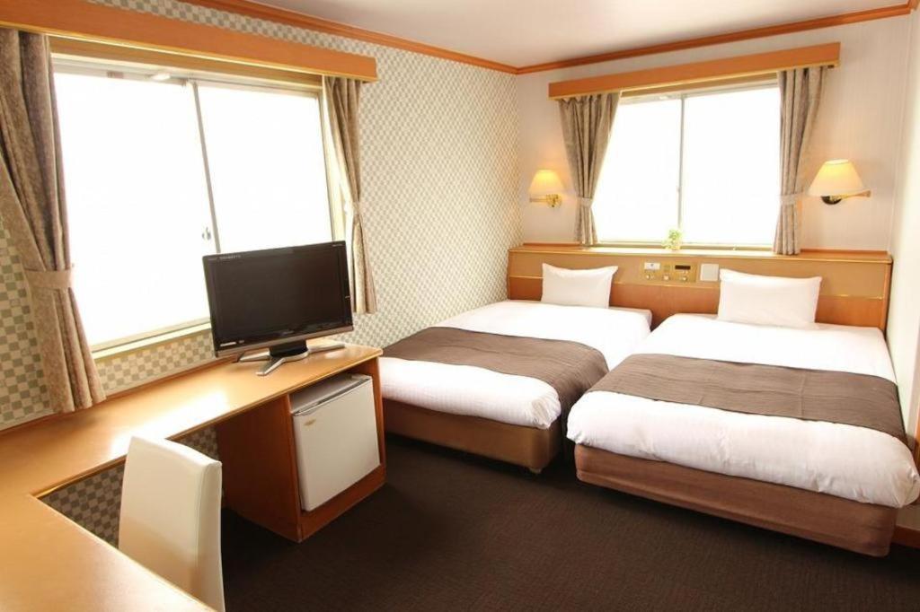 Hotel Livemax Budget Naha Tomarikou Zewnętrze zdjęcie