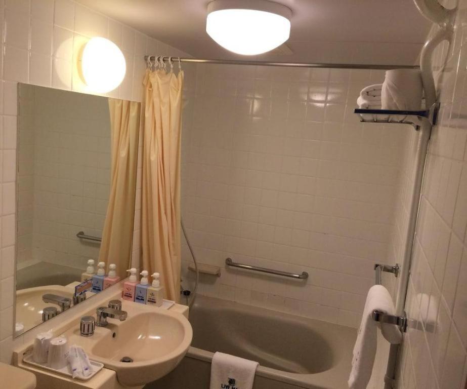 Hotel Livemax Budget Naha Tomarikou Zewnętrze zdjęcie