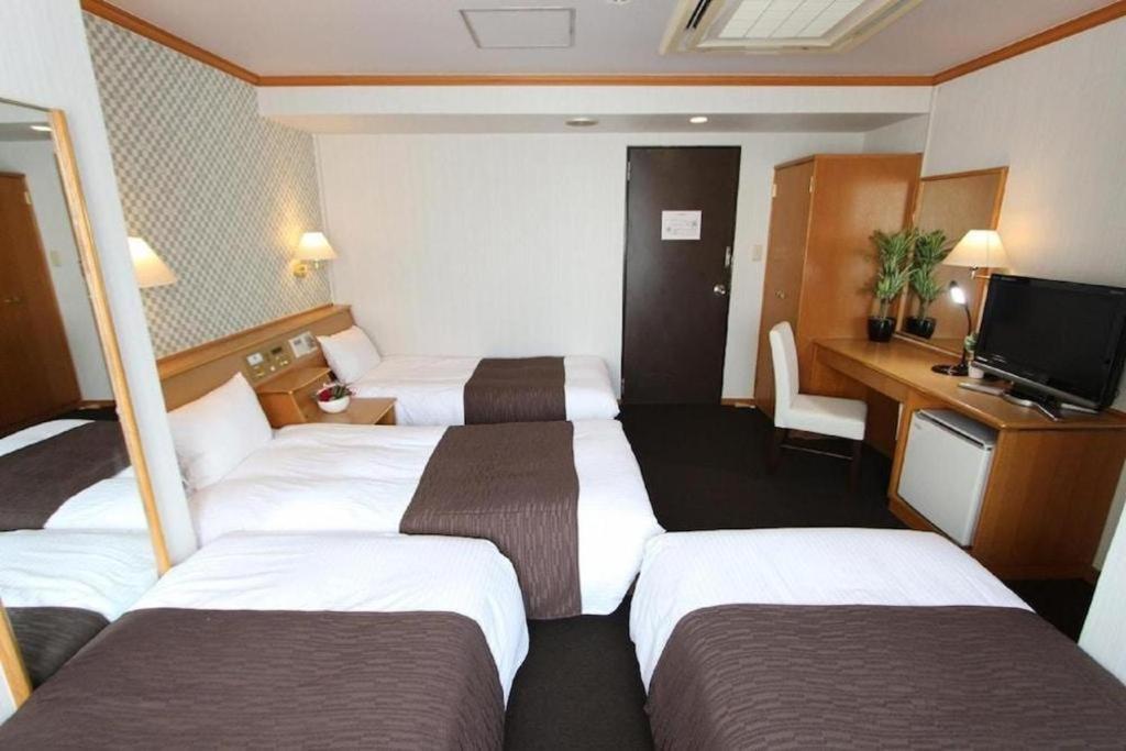 Hotel Livemax Budget Naha Tomarikou Zewnętrze zdjęcie